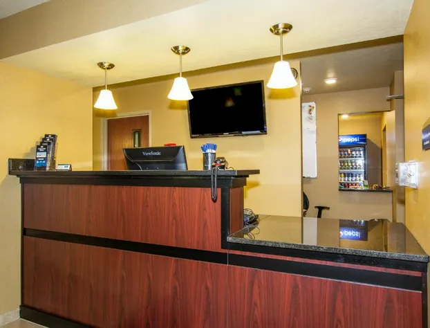 Cobblestone Inn & Suites - Corry hotel detail image 2