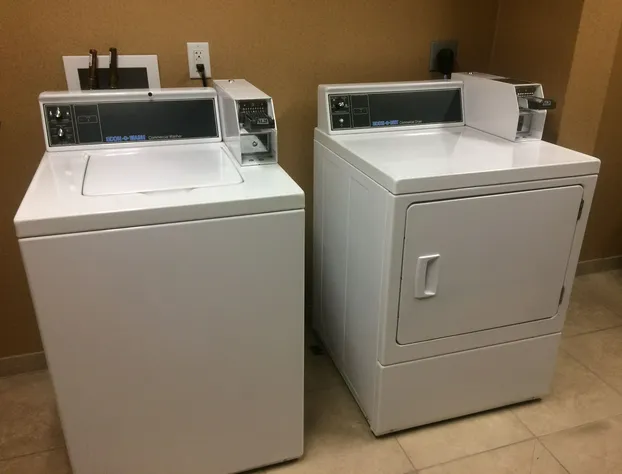 Cobblestone Inn & Suites - Steele hotel detail image 4