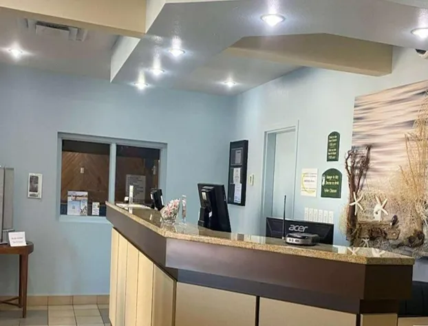 Super 8 by Wyndham Campbellton NB hotel detail image 1