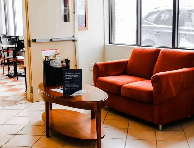 Super 8 by Wyndham Campbellton NB hotel detail image 1