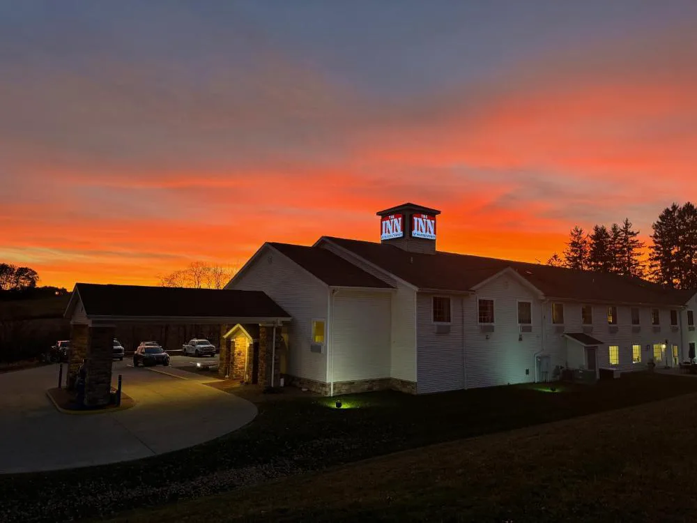 The Inn at Punxsutawney hotel hero