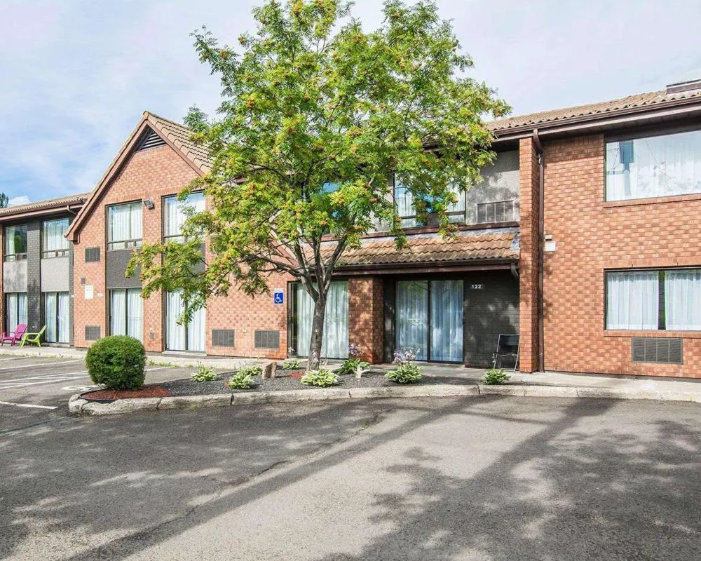 Comfort Inn hotel hero