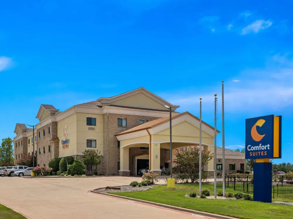 Comfort Suites Lindale - Tyler North hotel hero