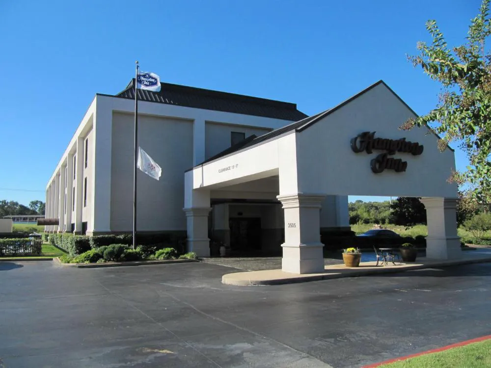 Hampton Inn Lindale/Tyler hotel hero