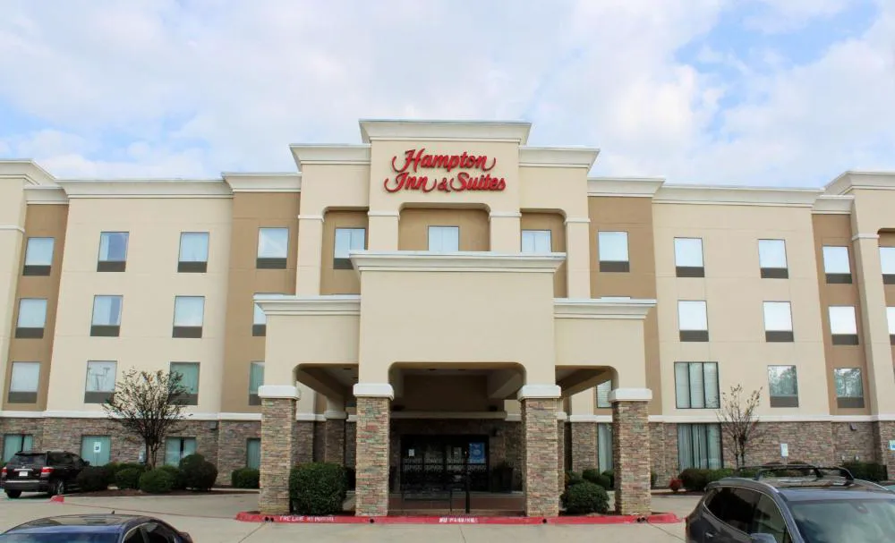 Hampton Inn & Suites Mount Pleasant hotel hero