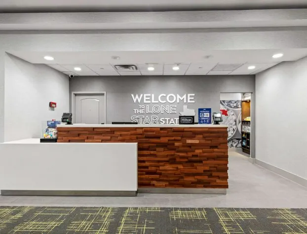 Hampton Inn & Suites Mount Pleasant hotel detail image 1