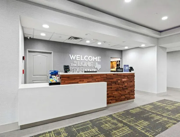 Hampton Inn & Suites Mount Pleasant hotel detail image 2