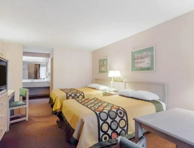 Super 8 by Wyndham Jasper TX hotel detail image 2