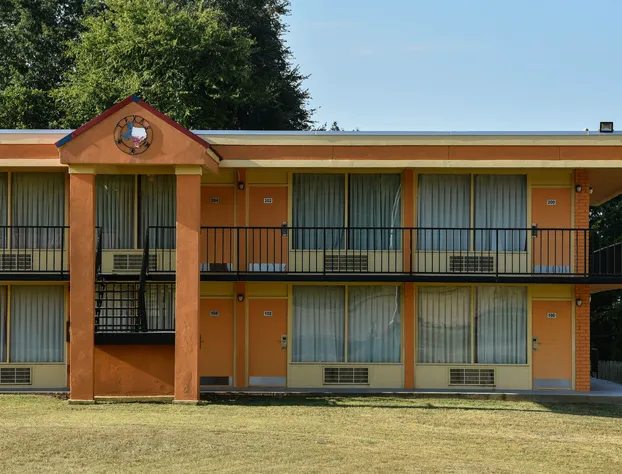 Homeplace Inn hotel detail image 4