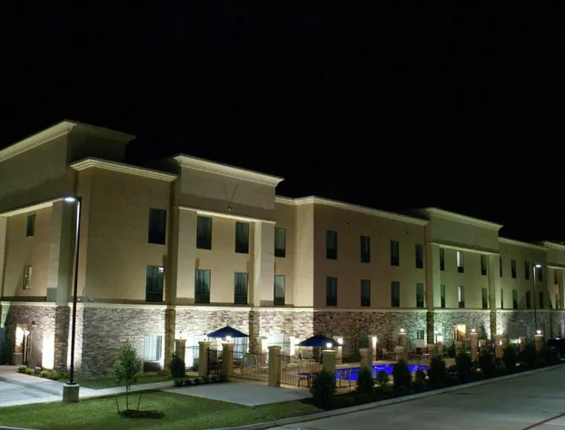 Hampton Inn & Suites Center hotel detail image 3
