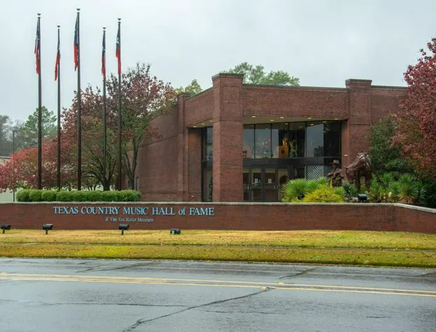 Holiday Inn Express & Suites Carthage by IHG hotel detail image 3