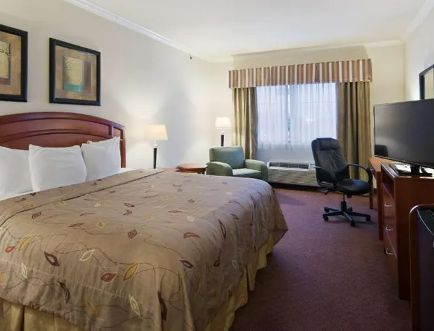 Best Western Cleveland Inn & Suites hotel detail image 4