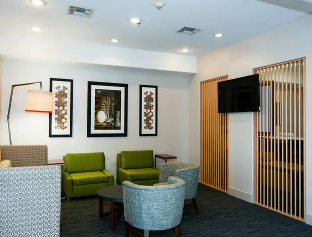 Holiday Inn Express & Suites New Boston by IHG hotel detail image 2