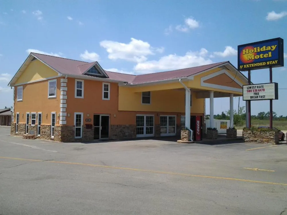 Holiday Motel hotel hero