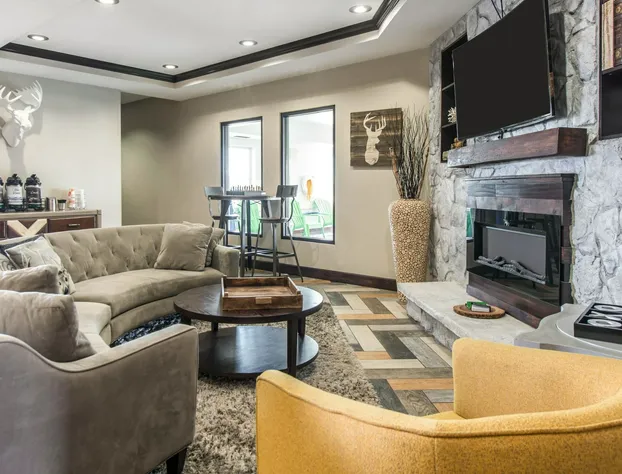 Comfort Inn & Suites Sterling hotel detail image 4