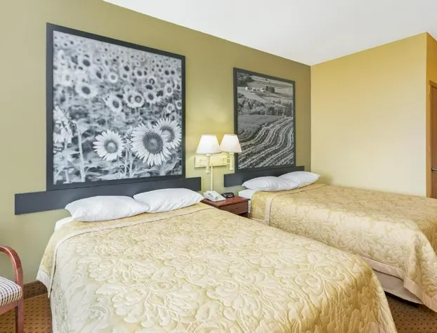 Western Inn & Suites hotel detail image 3