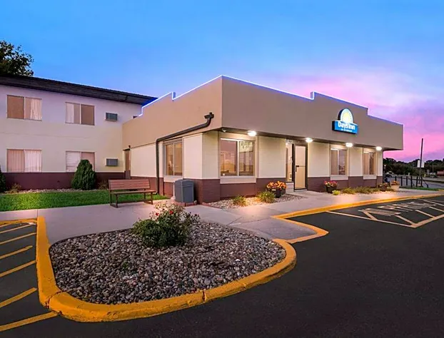 Days Inn by Wyndham Newton hotel detail image 1