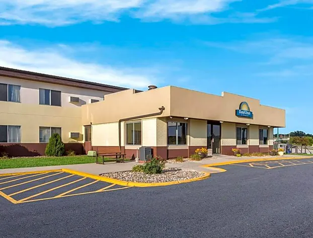 Days Inn by Wyndham Newton hotel detail image 3