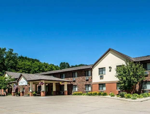 Quality Inn & Suites Decorah hotel detail image 2