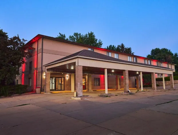 Econo Lodge Maquoketa hotel detail image 2