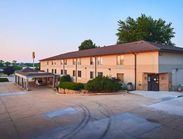 Econo Lodge Maquoketa hotel detail image 4
