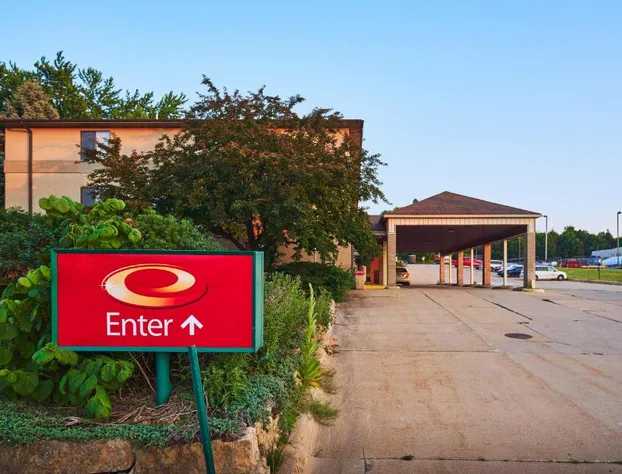 Econo Lodge hotel detail image 1