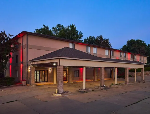 Econo Lodge hotel detail image 2