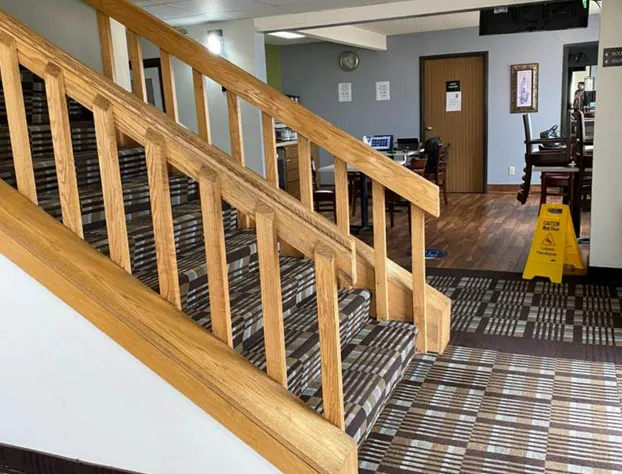 Super 8 by Wyndham Toledo hotel detail image 4