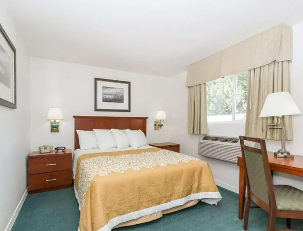 Days Inn by Wyndham Kimball hotel detail image 4