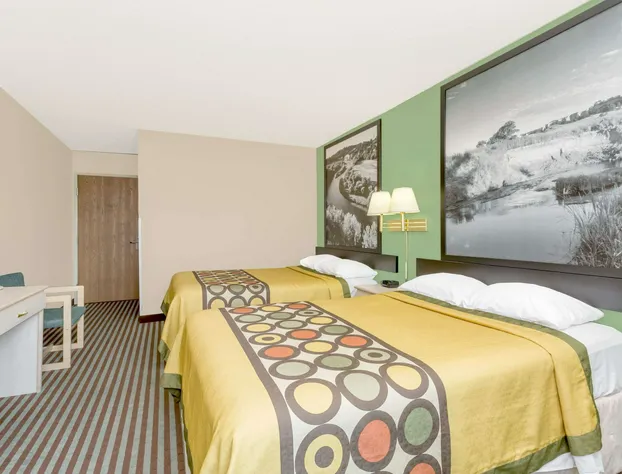 Super 8 by Wyndham Lexington hotel detail image 4