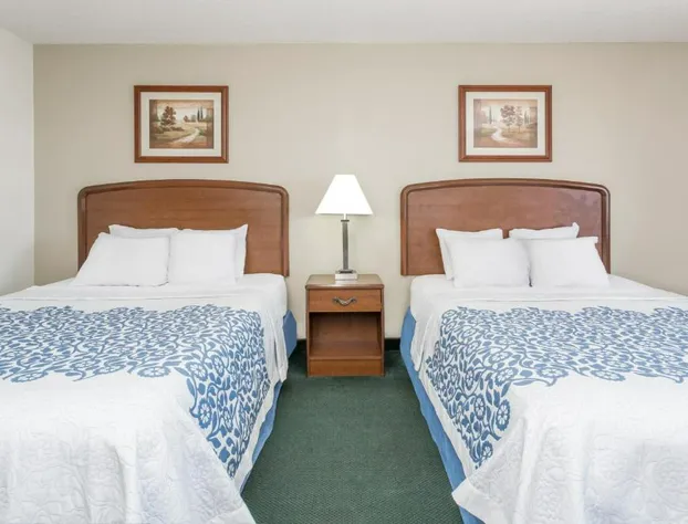 Days Inn by Wyndham Sidney NE hotel detail image 3