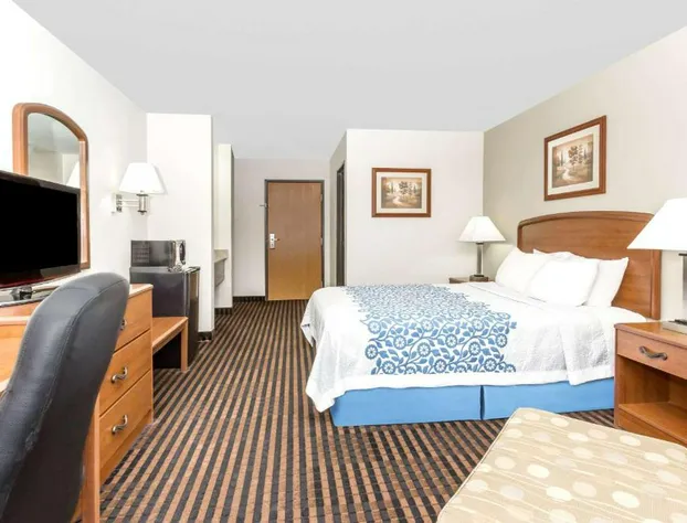 Days Inn by Wyndham Sidney NE hotel detail image 4