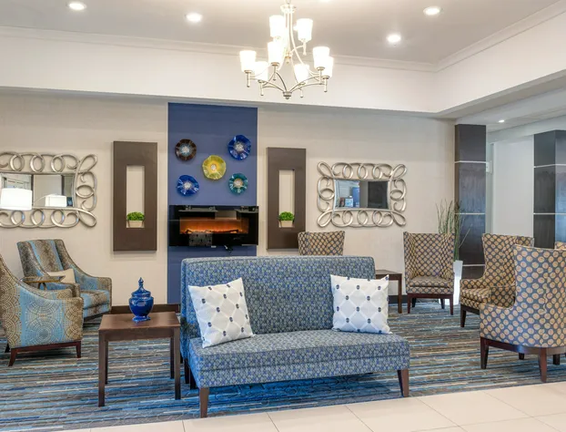 Holiday Inn Express & Suites Edwardsville by IHG hotel detail image 3