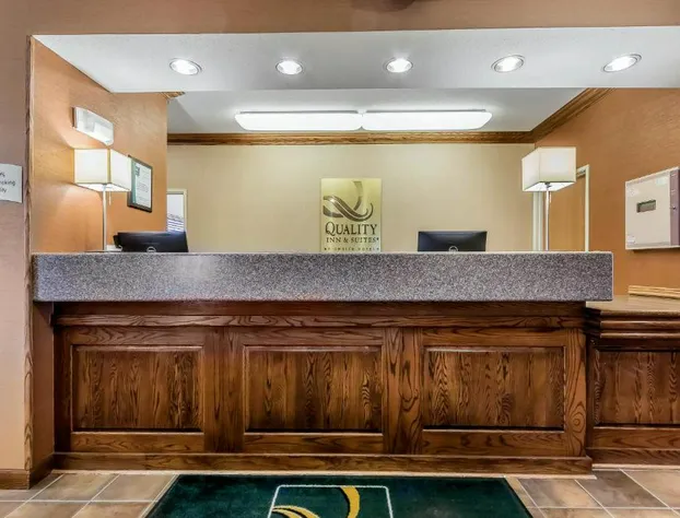 Comfort Inn & Suites hotel detail image 4