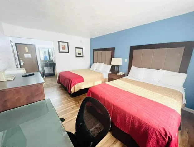 Super 8 by Wyndham Fort Scott hotel detail image 4