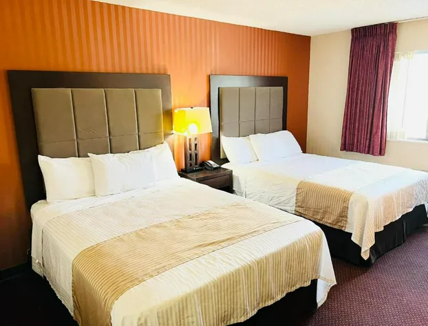 Super 8 by Wyndham Fort Scott hotel detail image 4