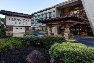 Glenstone Lodge hotel detail image 3