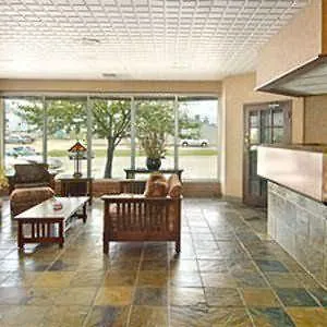 Clarion Inn & Conference Center hotel hero