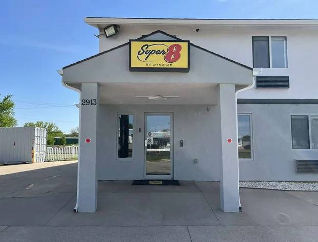 Super 8 by Wyndham Emporia hotel detail image 1