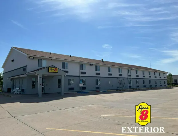 Super 8 by Wyndham Emporia hotel detail image 1