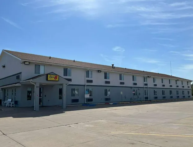 Super 8 by Wyndham Emporia hotel detail image 2