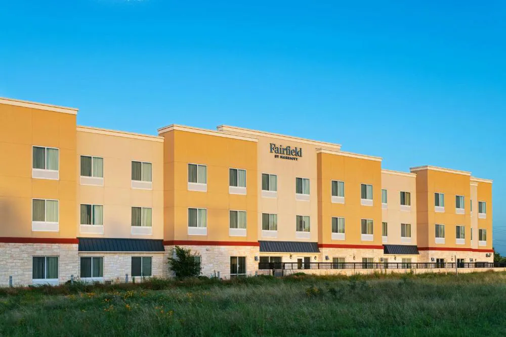 Fairfield Inn & Suites Fredericksburg hotel hero