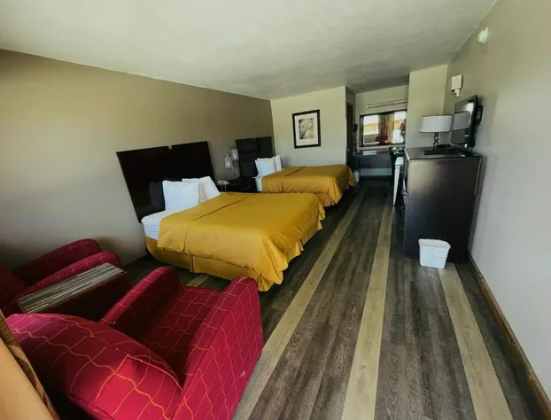 Royal Inn & Suites hotel detail image 3