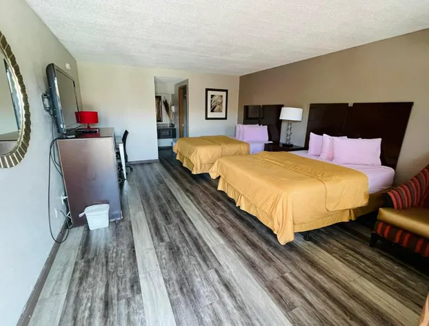 Royal Inn & Suites hotel detail image 4