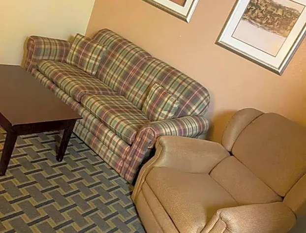 Super 8 by Wyndham Lebanon hotel detail image 4