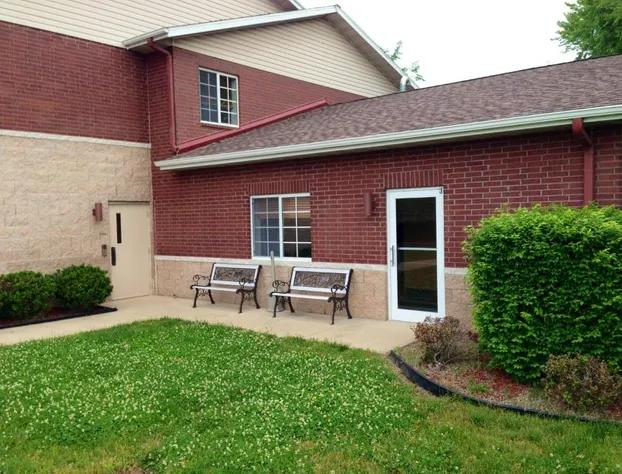 Super 8 by Wyndham Ava hotel detail image 2