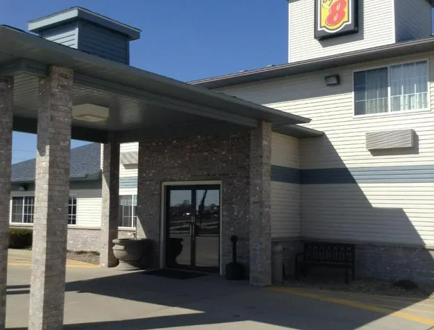 Super 8 by Wyndham Carroll/East hotel detail image 3