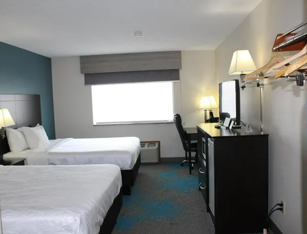 Reston Inn & Suites hotel detail image 3