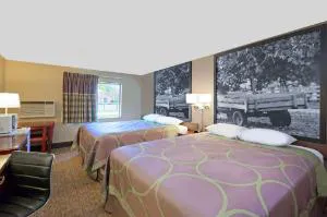 Super 8 by Wyndham Carroll hotel detail image 2