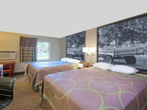 Super 8 by Wyndham Carroll hotel detail image 1